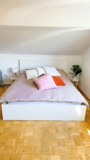 DG L- Helle 40m2 2-Zimmer Wohnung nähe Salzburg
